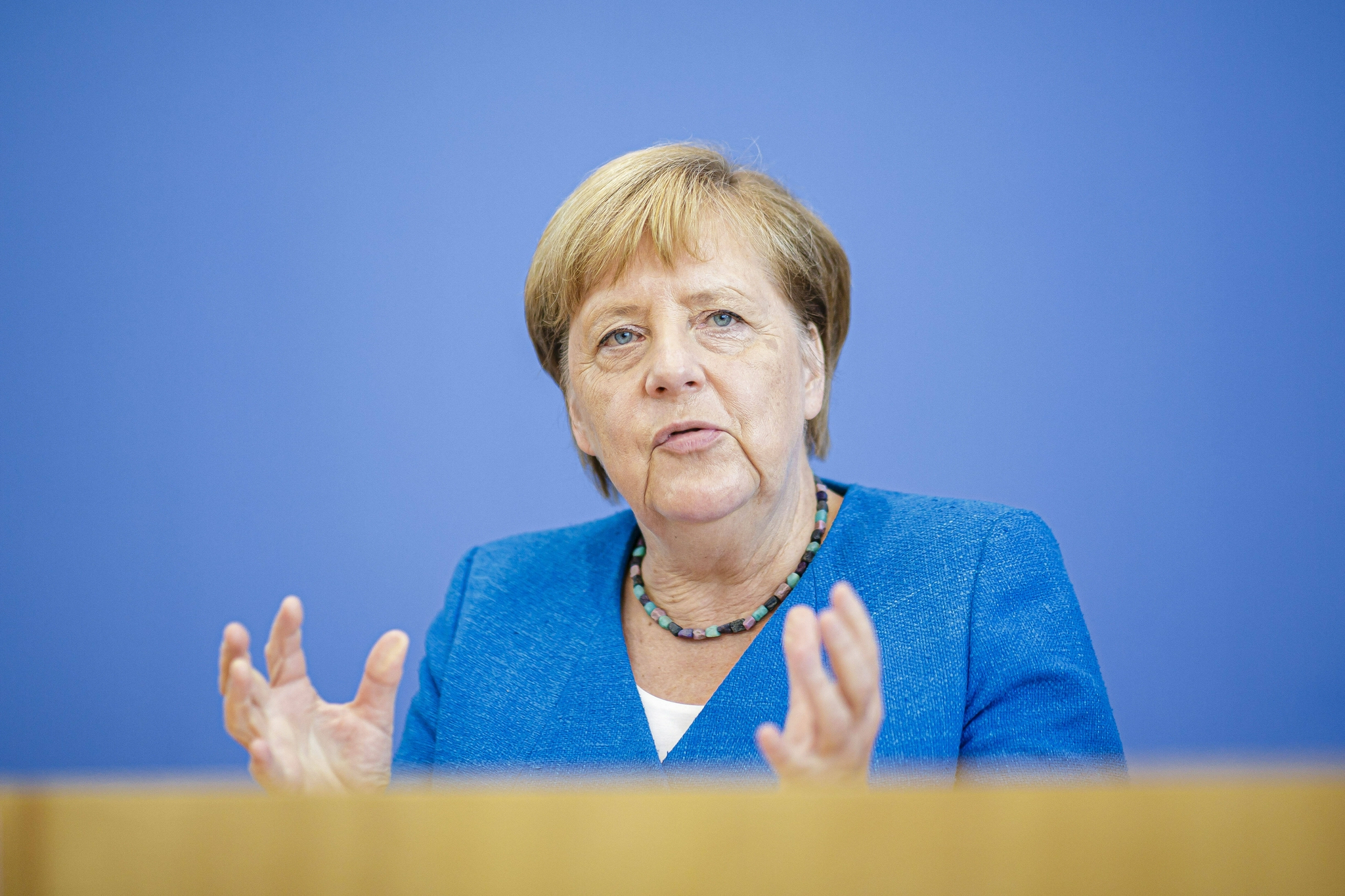 默克尔与中国完全脱钩是错误的