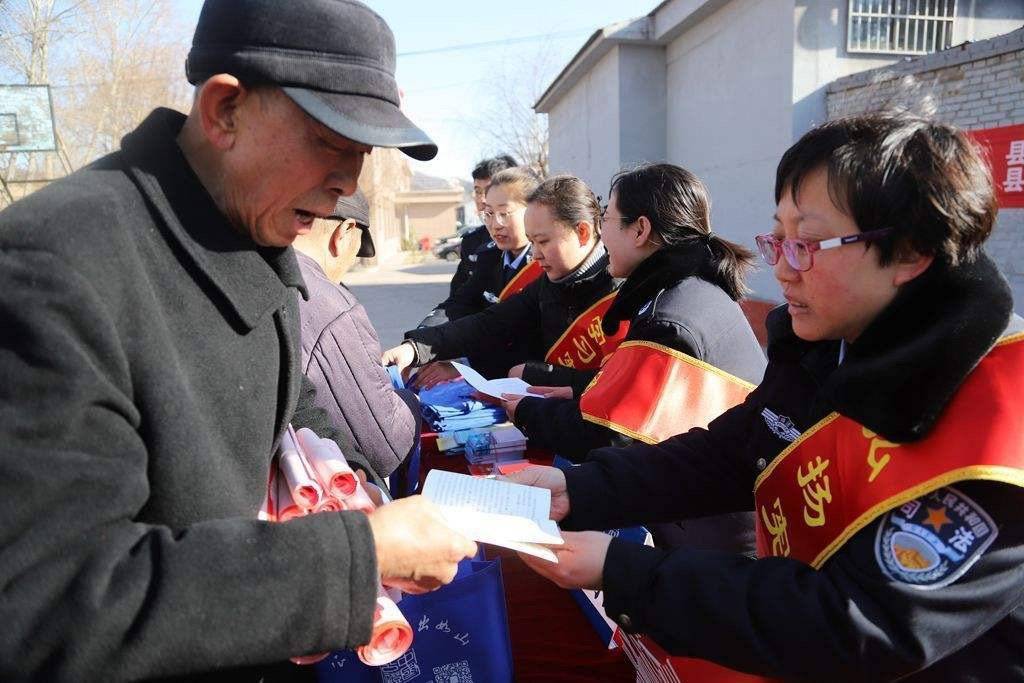 近日,中央宣传部,司法部,民政部,农业农村部,国家乡村振兴局,全国普法