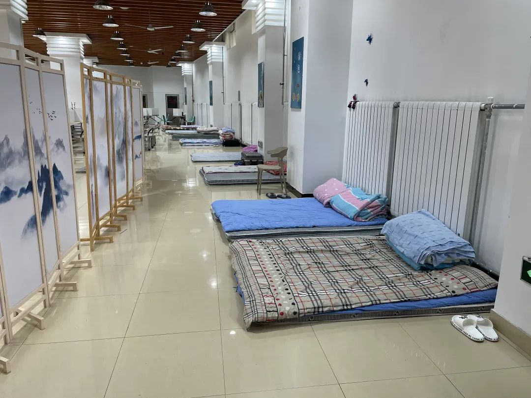 高校"最美宿舍"刷屏!看到这些床,不禁泪目|大连市_新浪财经_新浪网