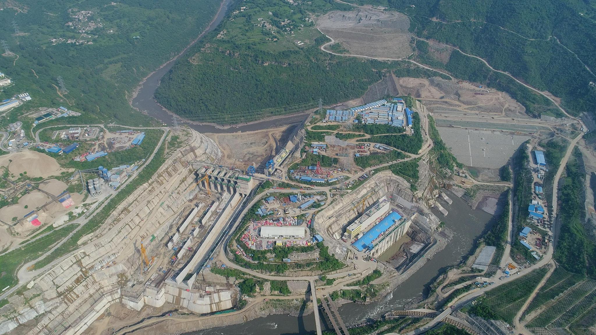 中巴经济走廊项目巴基斯坦卡洛特水电站下闸蓄水|巴基斯坦_新浪财经_