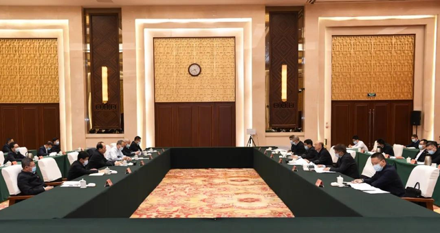 秦光荣,周本顺,张越,王立科,刘新云,蒙永山,龚道安,邓恢林,张坚