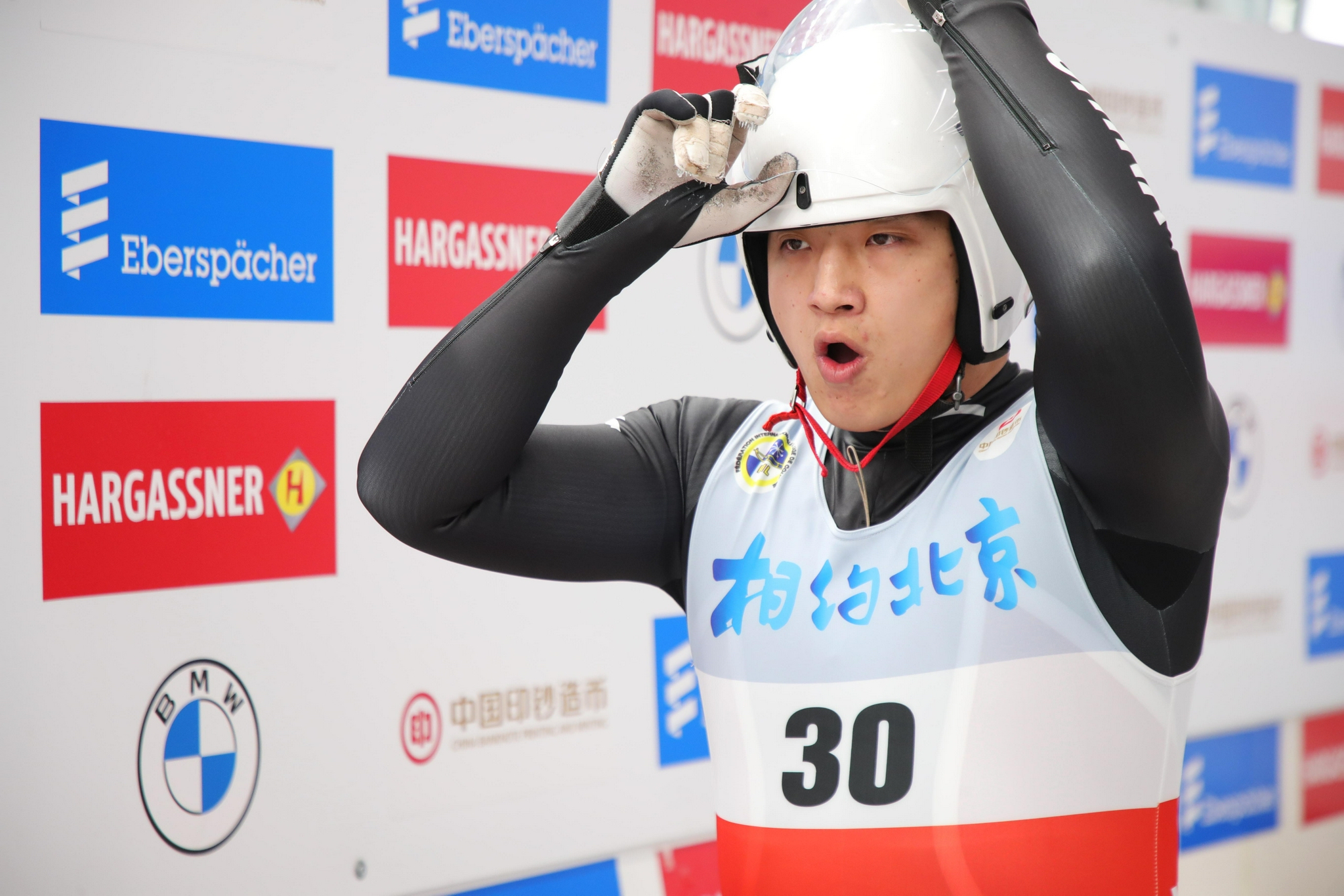 雪橇世界杯延庆开赛中国运动员首次获得正赛资格