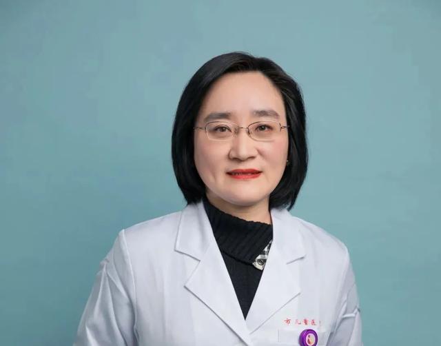 胡志红副主任医师 擅长儿童消化常见疾病及疑难疾病诊断与治疗,熟练