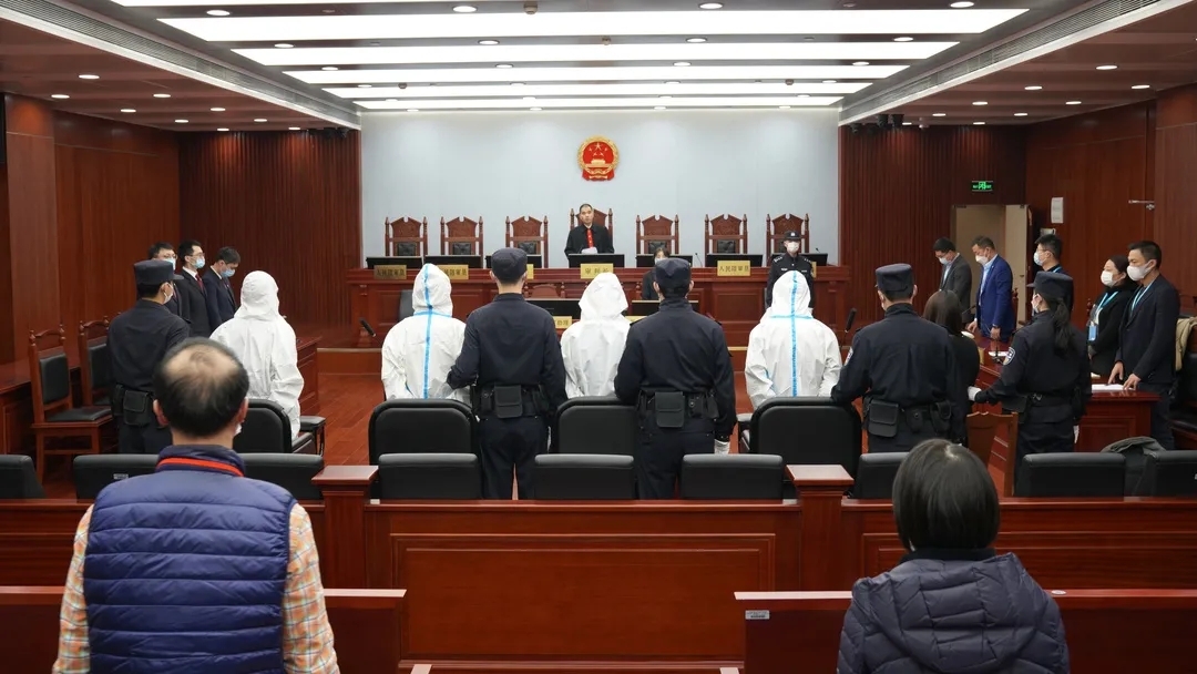 被告人王源、余亮、王永生、曹兆进、朱金华集资诈骗、非法吸收公众存款一案宣判