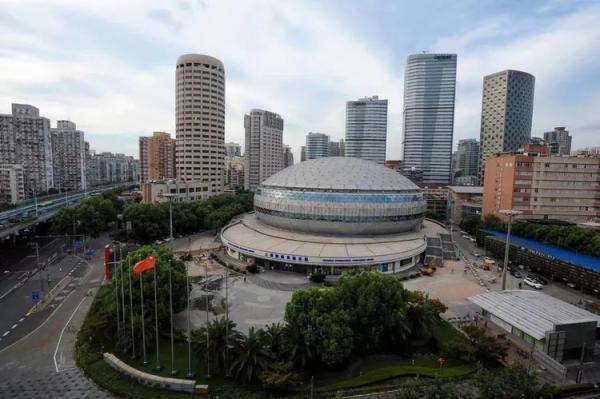 李宁"闪现"上海,考察总部新址,还对这座场馆记忆犹新