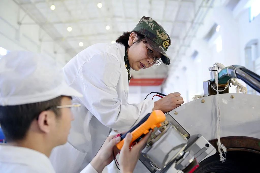 对导弹有爱的人在同事和学员眼中王雪梅,火箭军工程大学某教研室教授