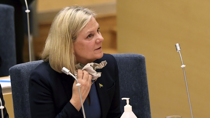 外媒瑞典首位当选女首相数小时后宣布辞职