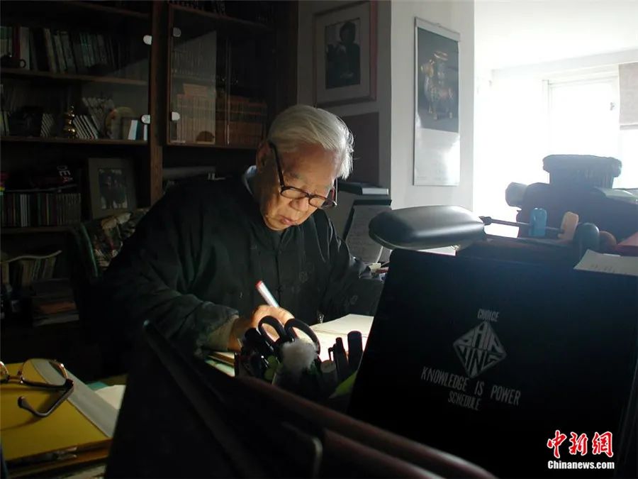 柏杨遗孀丑陋的中国人应功成身退了