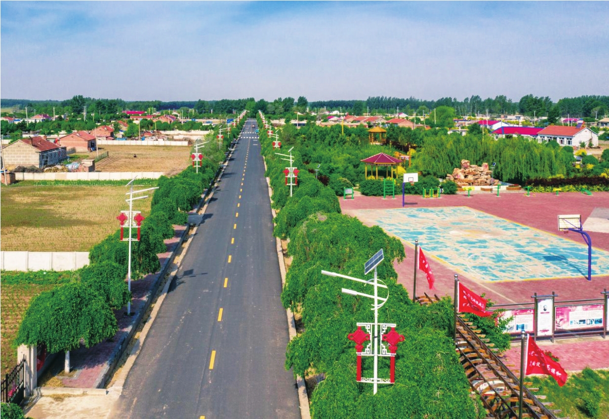 忠信至长发公路是双辽市美丽乡镇双山镇和永加乡的连接线,串联起忠信