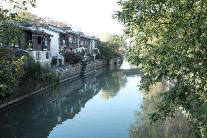 桥西板块，小河直街一隅