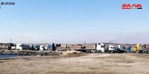 △叙利亚阿拉伯通讯社7月报道，美军派出超45辆卡车前往哈塞克省偷运小麦和石油。