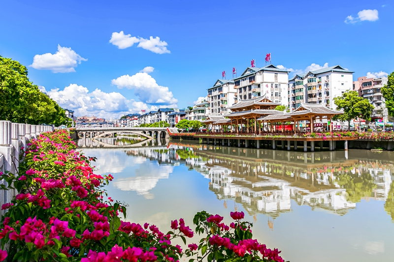 瓷都德化县城城区一角.德化县委文明办 供图