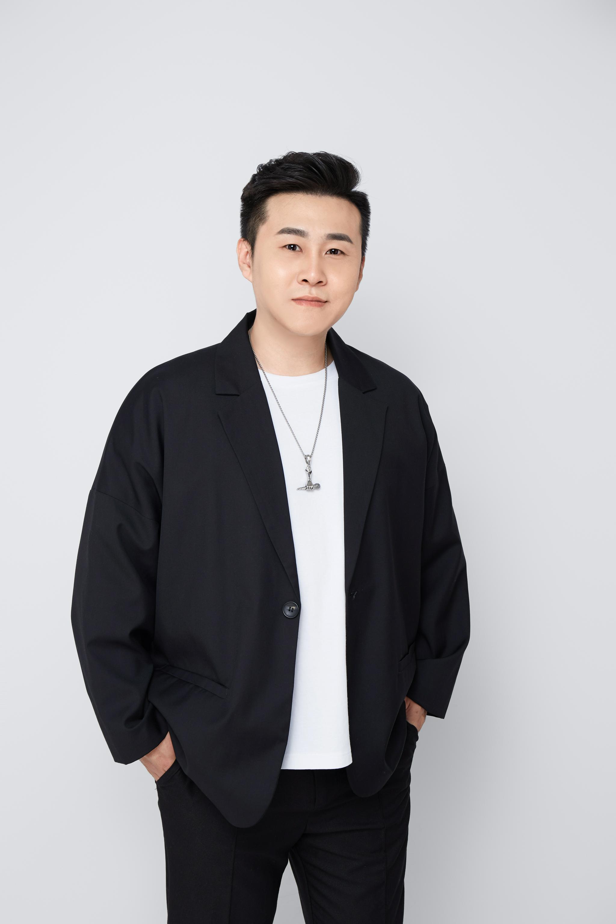 "沐阳讲故事"是喜马拉雅喜马拉雅有声书主播,喜马拉雅年度十大直播