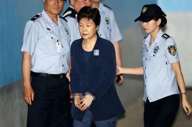 尘埃落定！韩国前总统朴槿惠刑期累计为22年