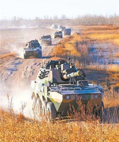 第78集团军某合成旅跨昼夜实兵对抗演练