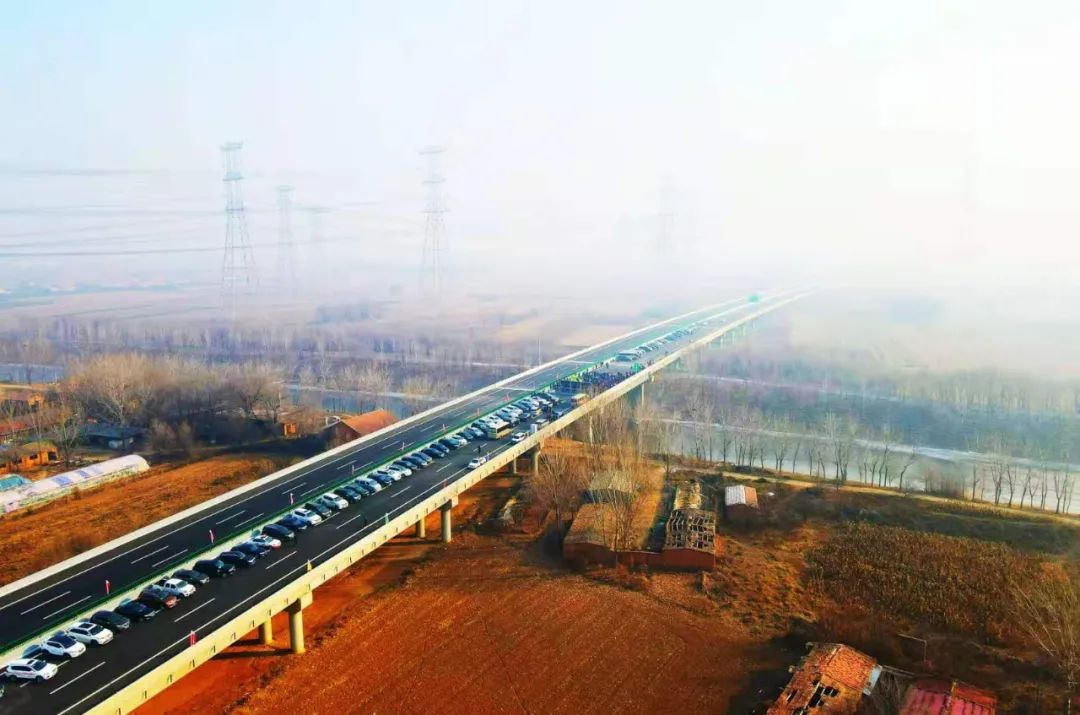 雄安新区再添一条便捷出海通道两地间实现3小时"高速直达"天津至