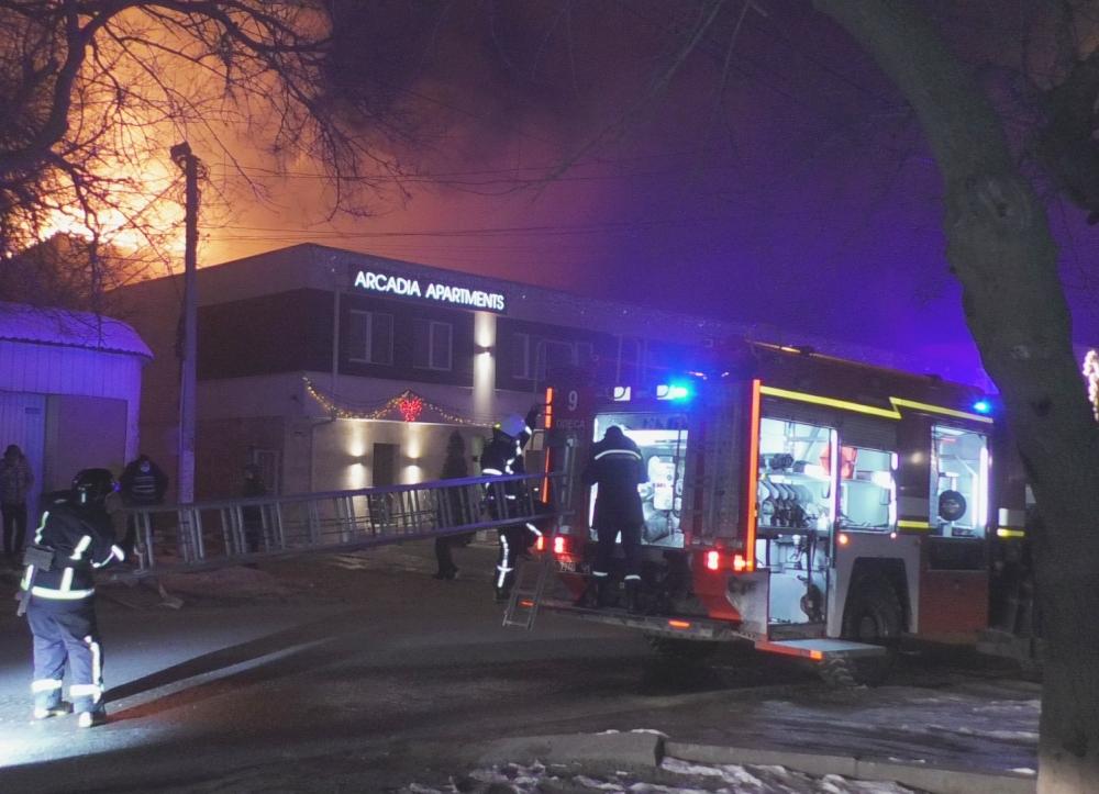乌克兰敖德萨一酒店发生火灾 至少2人死亡