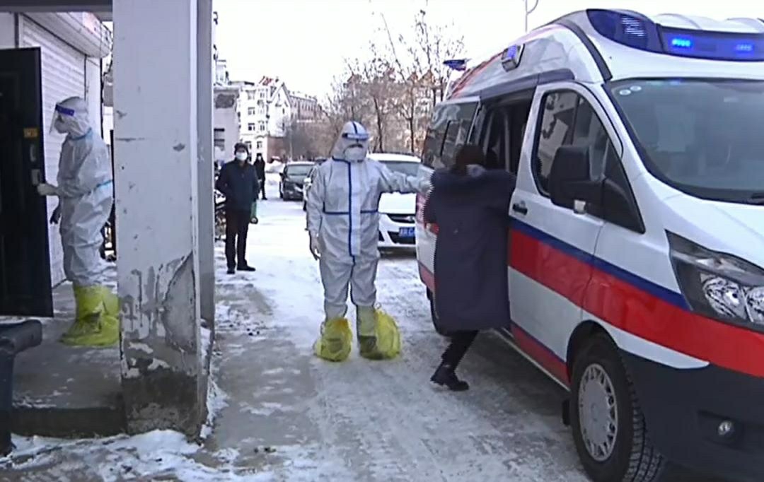 辛某学等8人存在谎报,瞒报望奎县行动轨迹的情况,在经过农场疫情防控