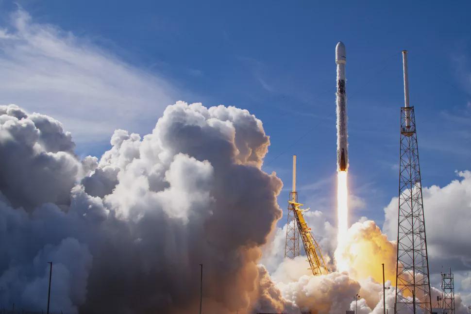 美国FCC考虑将12GHz频段用于5G服务，SpaceX反对