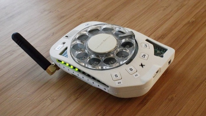 Rotary开售390美元的拨号盘功能机DIY组装套件