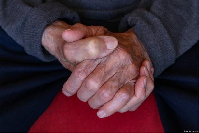 1传144：中老年养生课堂背后的“温情陷阱”