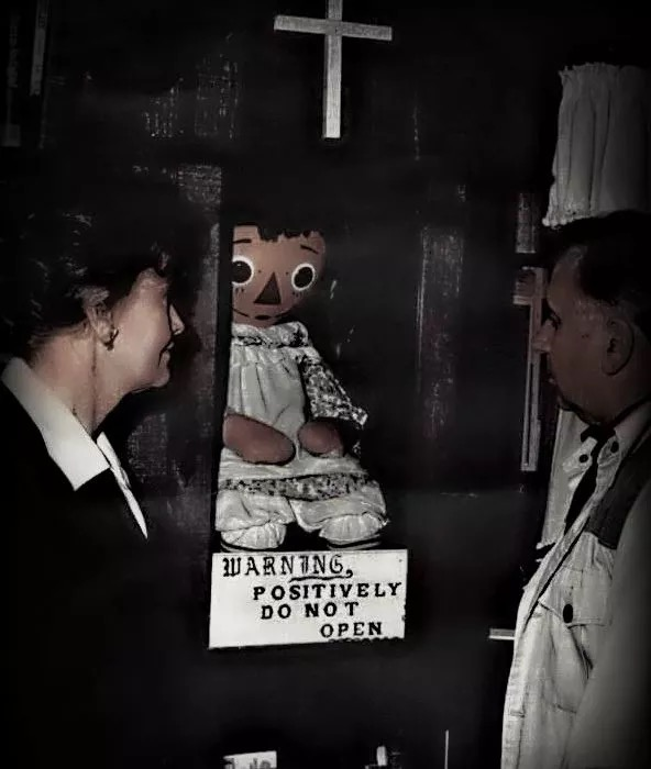 "我在ebay上买了个闹鬼娃娃"