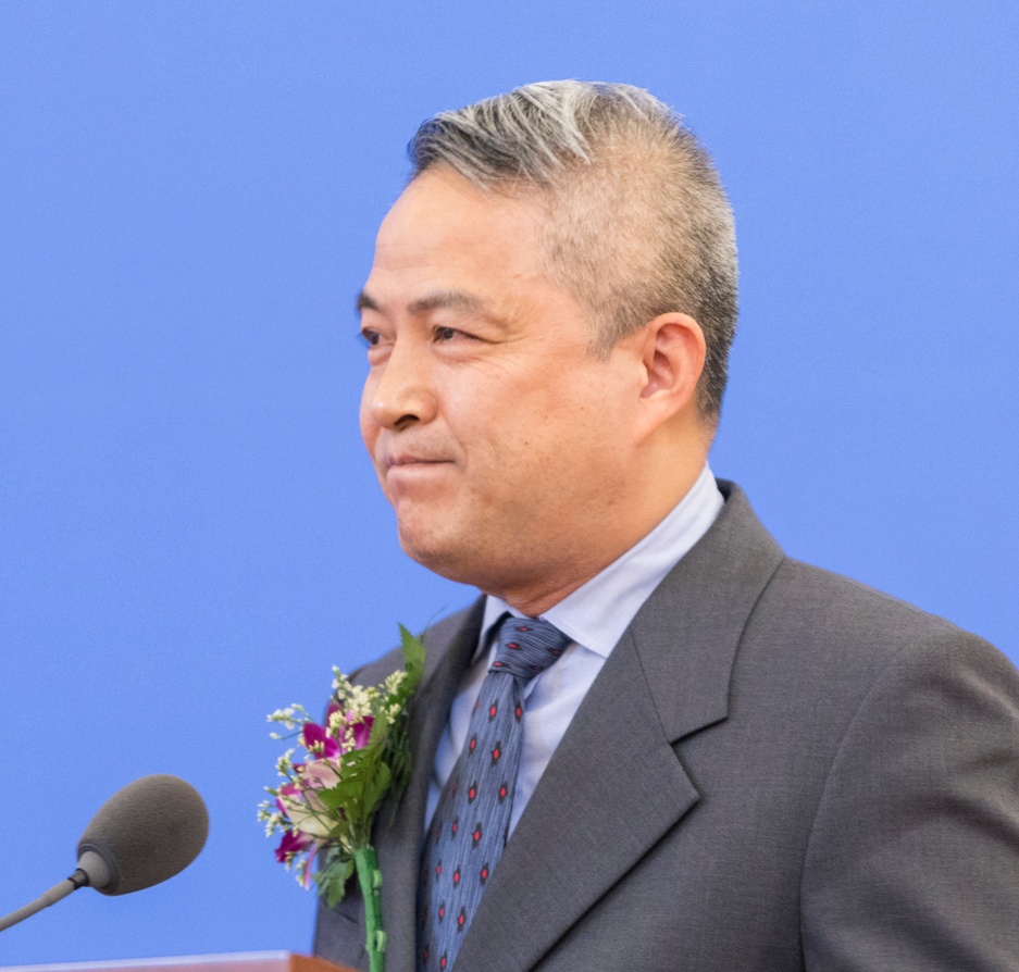 李劲松院士坚守使命不负时代勇攀科学高峰