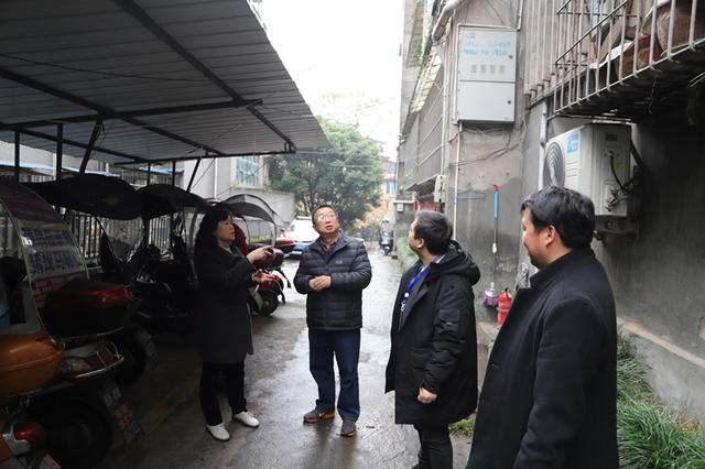 桃花巷75号,85号楼,新民街40号蓉丰苑和溪沟巷文明城市创建工作,与