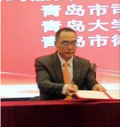 青岛律协会长被举报“向官员行贿” 司法局：构成违纪，已党内警告处分