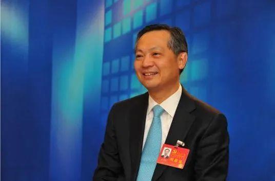 中央批准林克庆同志任广州市委书记张硕辅同志另有任用