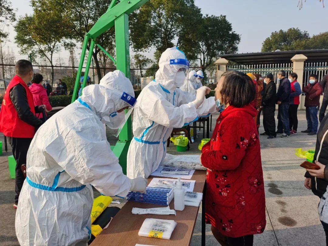 致敬宁大逆行者