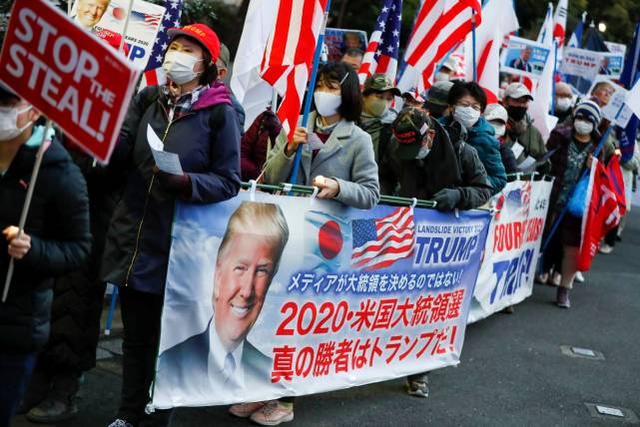 特朗普的日本“粉丝”在东京集会（图源：外媒）