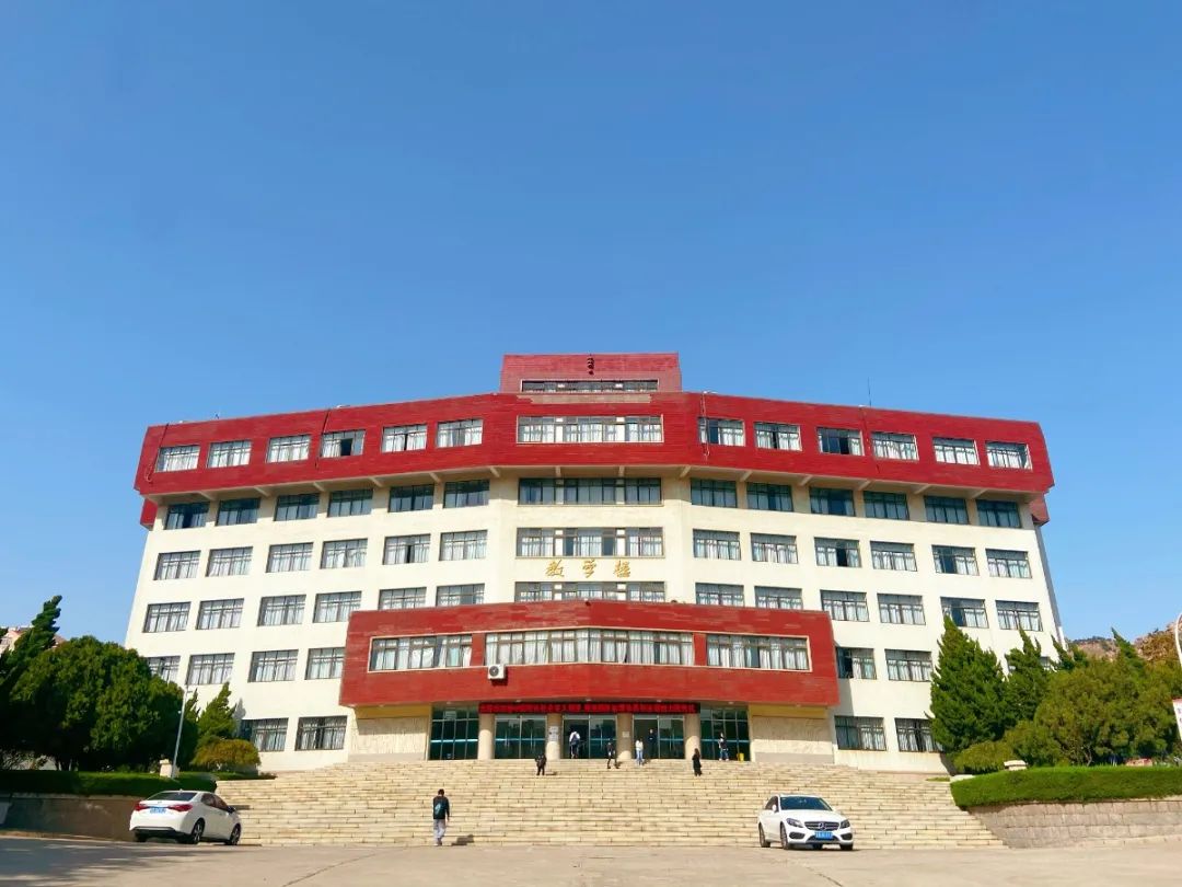 在青大没有一个教学楼是没有故事的