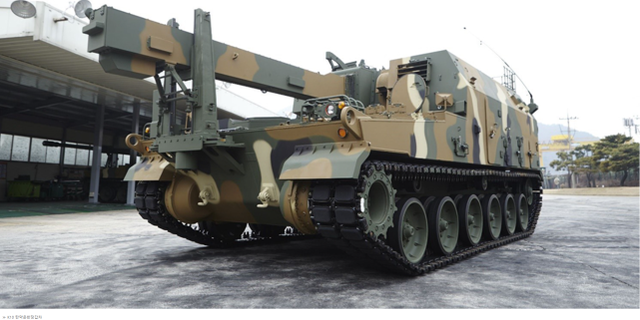 k-10装甲弹药补给车.图源:韩媒截图
