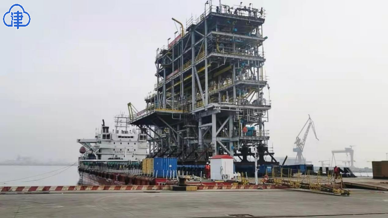 天津港首批大型海工模块顺利出运_新浪财经_新浪网