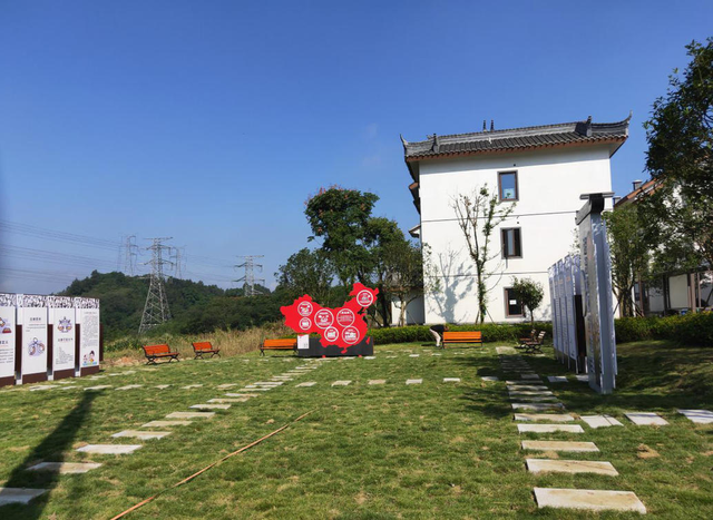 天府新区正兴街道打造首个村级法治文化广场