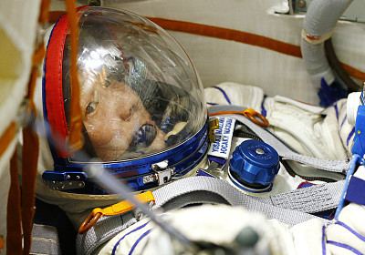 当地时间2021年10月14日，俄罗斯莫斯科，日本富豪前泽友作为前往国际空间站进行训练。 图源 视觉中国