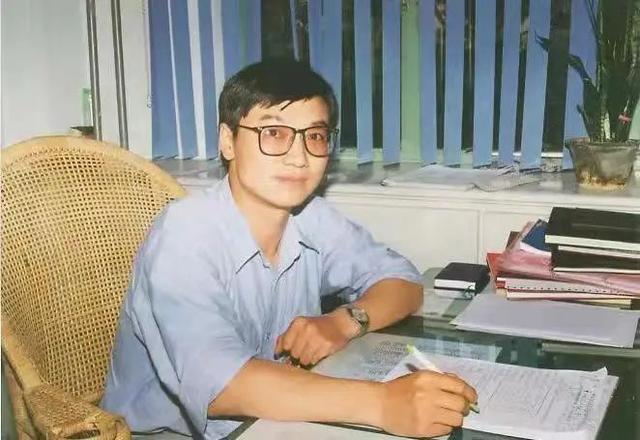 图|第一位企业博士后刘玉文