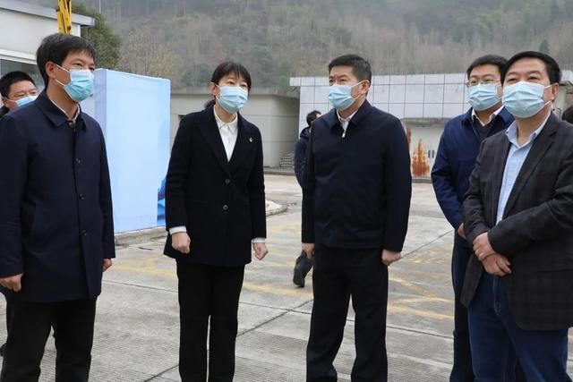 王尧祥到磐安县督查指导疫情防控工作时强调压实责任严把关口守牢阵地