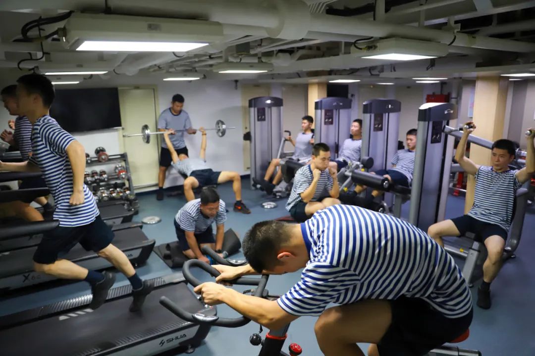 海上体能怎么练快看舰艇水兵的健身套餐