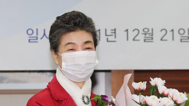 峰回路转！朴槿惠胞妹宣布竞选总统，文在寅恐获韩国总统标准结局休闲区蓝鸢梦想 - Www.slyday.coM