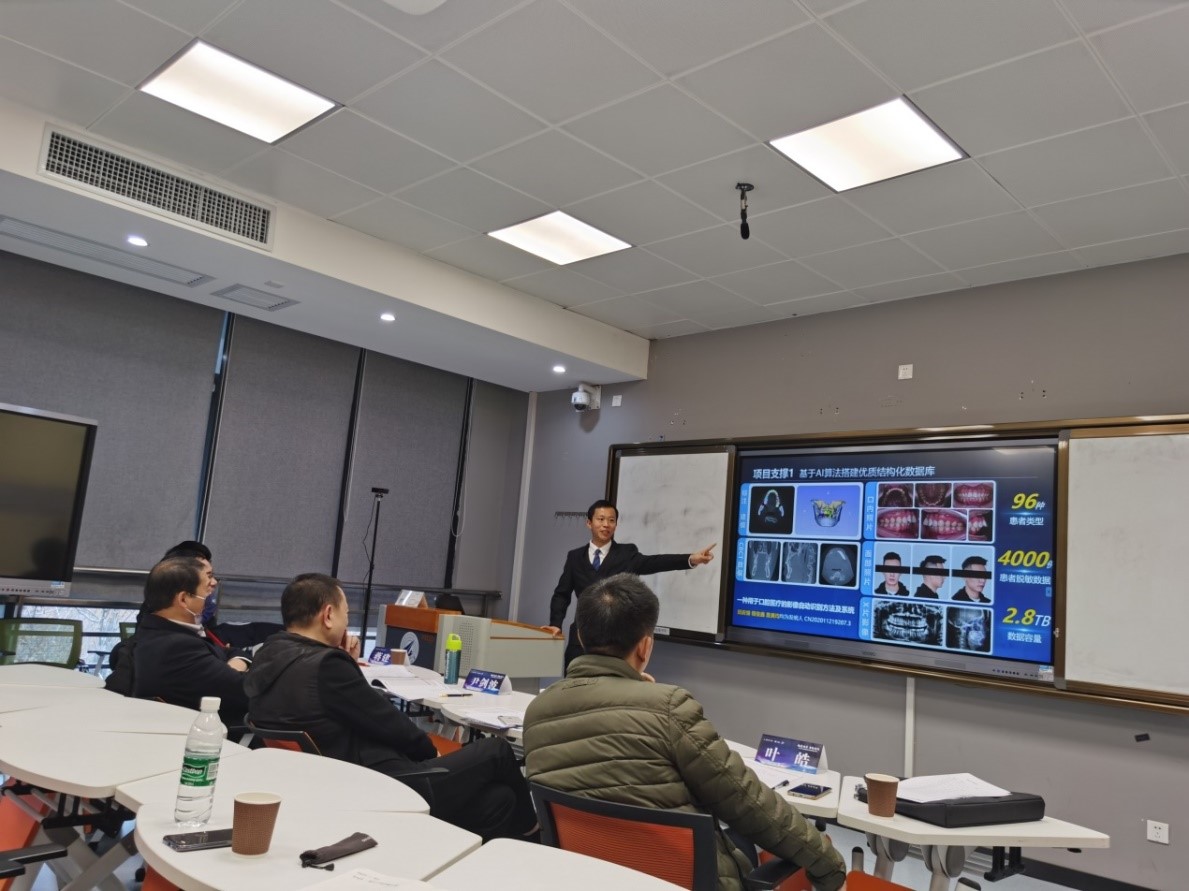 大创项目"基于人体驱动可穿戴电子设备的医患交互tka术后智能康复系统