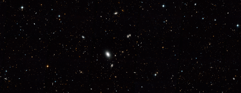 JWST 将观测早期宇宙和其中刚刚诞生的星系。图片来源：NASA