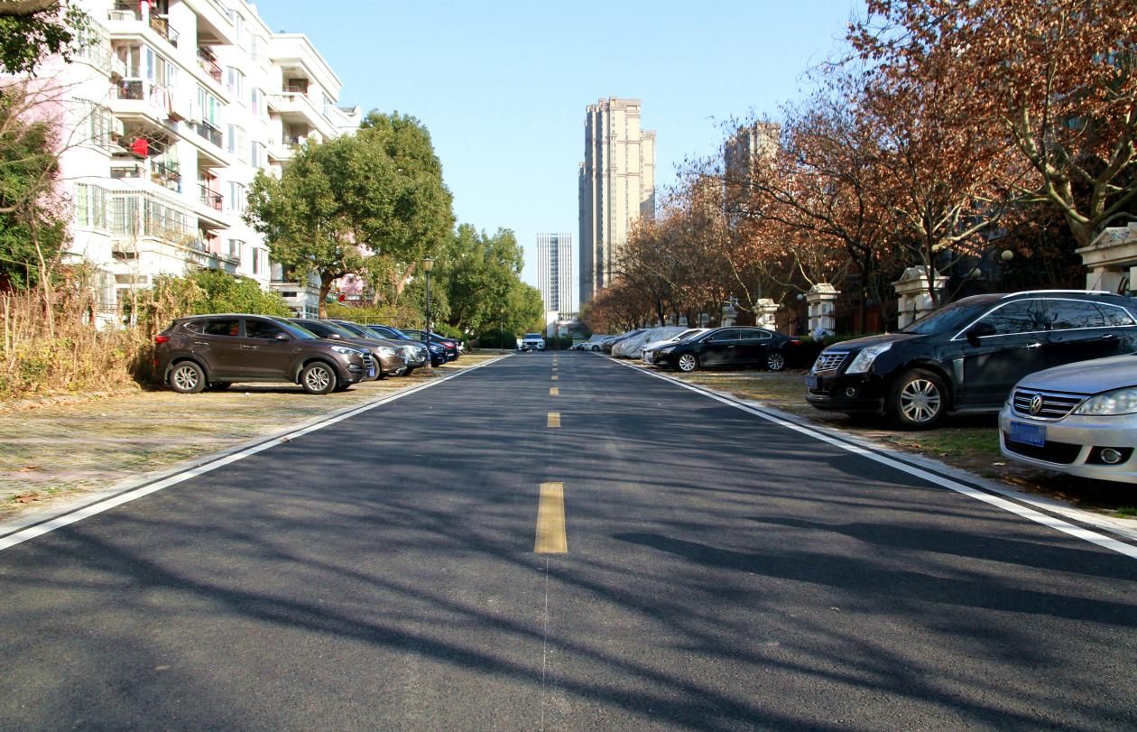 67老旧小区焕新颜百姓乐享新生活