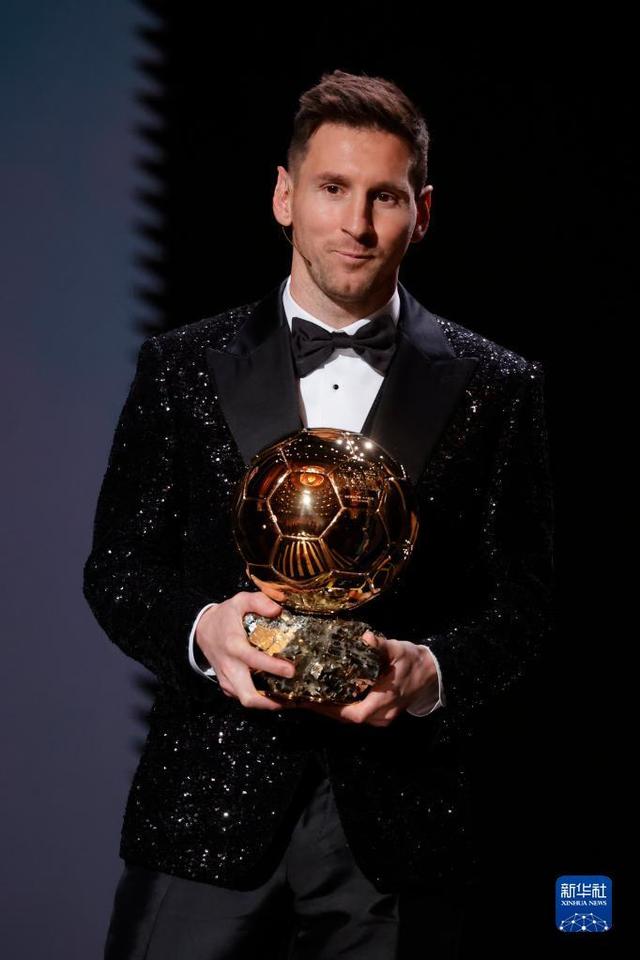 新华社评出2021年国际十佳运动员梅西莱万入选