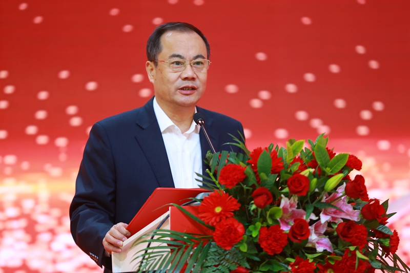 中国银行安徽省分行党委委员,副行长,合肥分行党委书记,行长程祥致