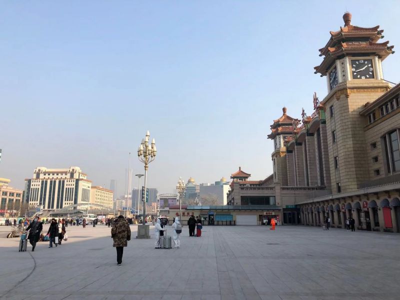 疫情下的返乡人：装备升级 带上核酸检测证明回家过年