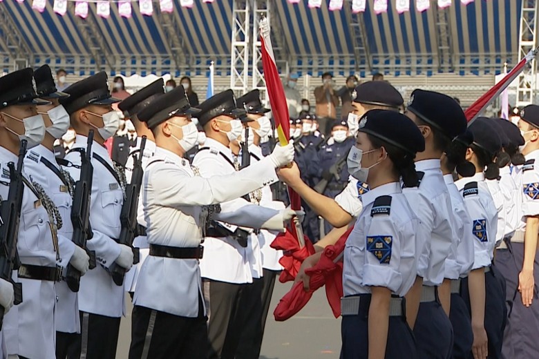 香港入境处庆祝成立60周年 学员秀中式步操展英姿