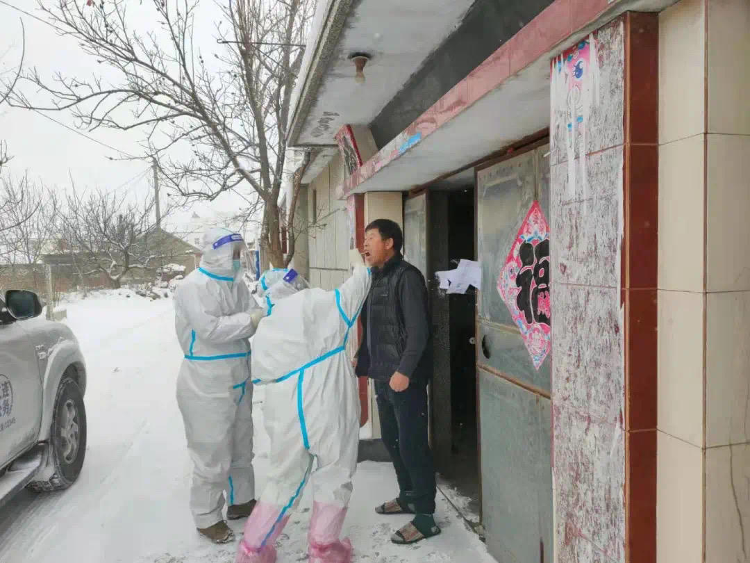 辽宁沈阳：返乡来村人员抵沈后要第一时间到目的地指定机构做核酸检测