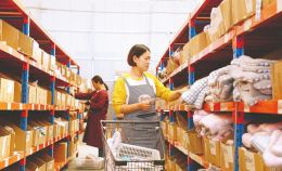 动物防疫法修订草案通过 全国人大法工委：对犬只登记有明确要求